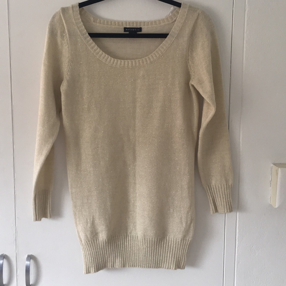 White sweater top